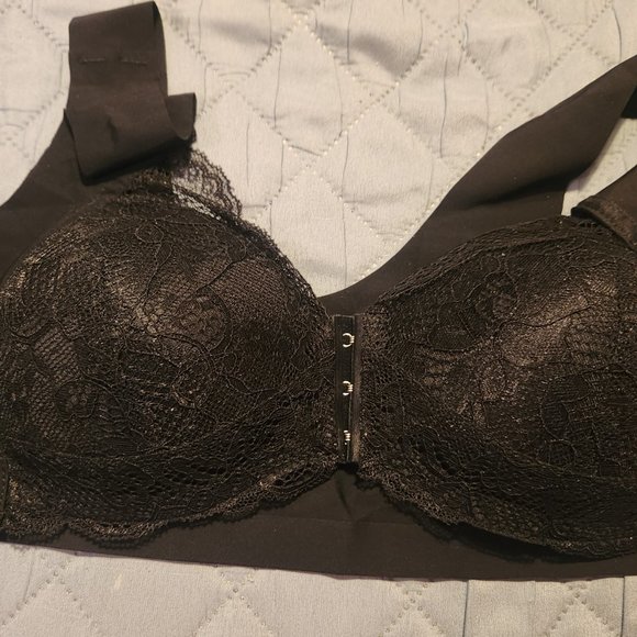 Bras - Picture 5 of 5